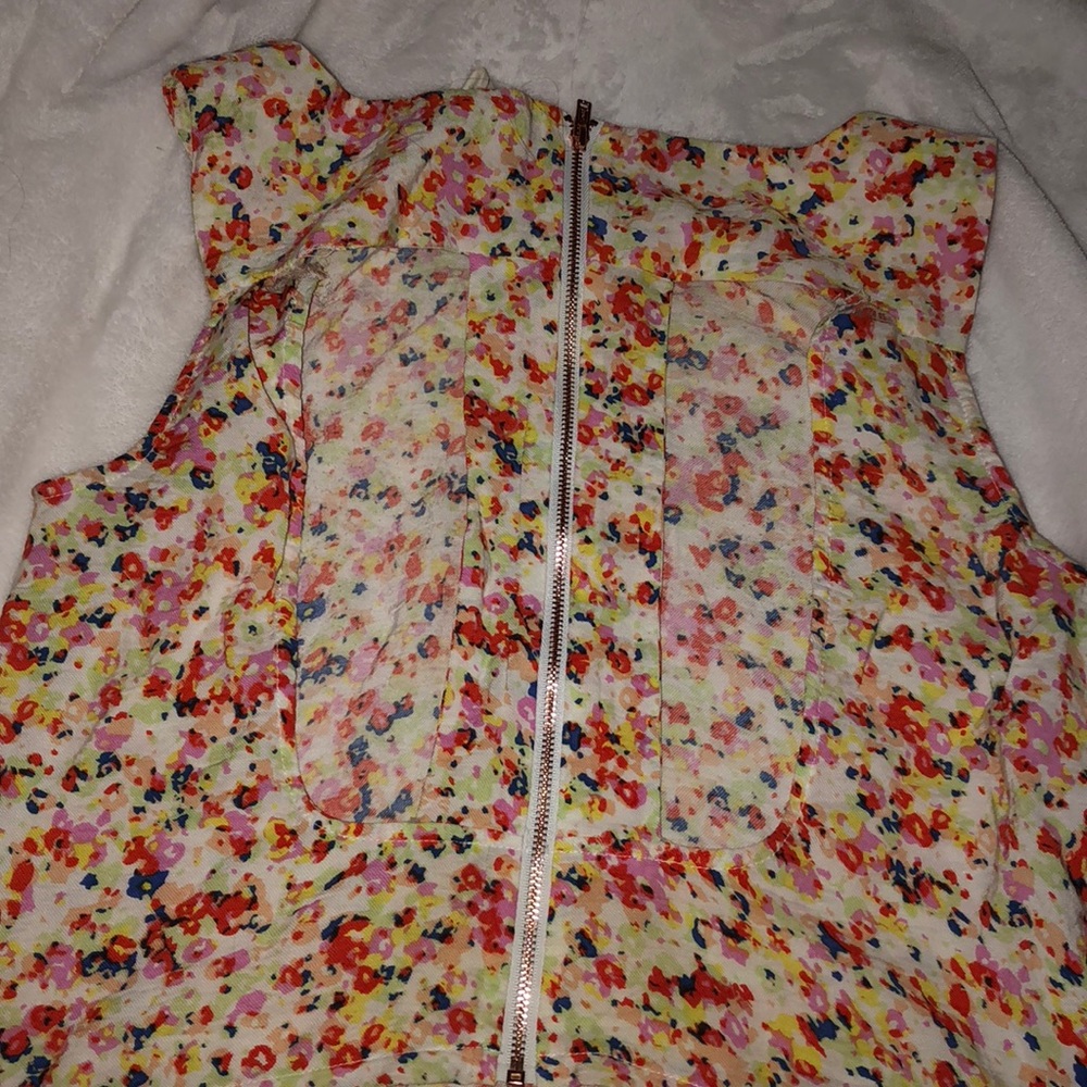 Top - Picture 4 of 6